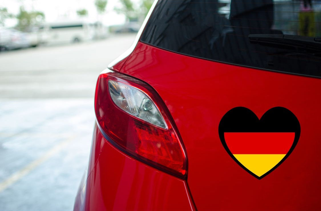 Deutschland Herz-Aufkleber – Patriotismus mit Stil