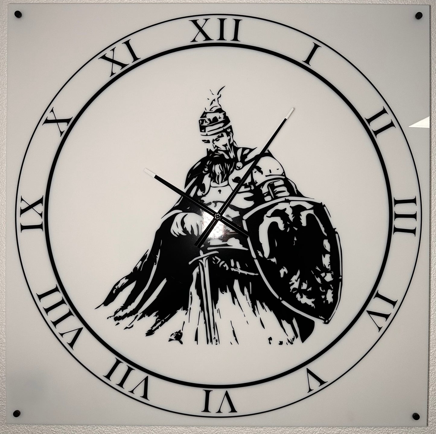 Wanduhr Skenderbeu