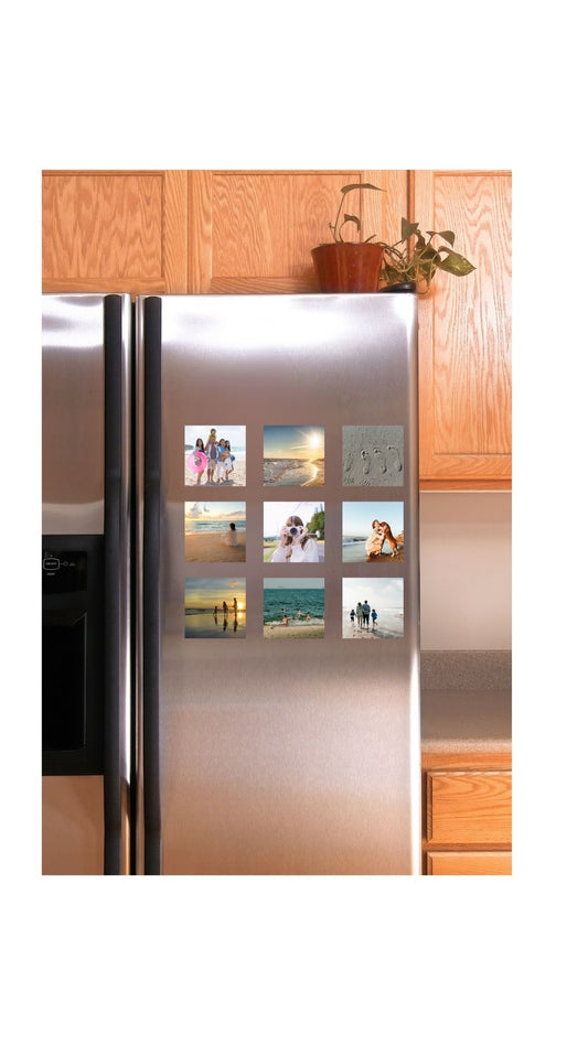 Individuelle Fotomagnete im 9er-Set am Kühlschrank – personalisierbar mit eigenen Bildern