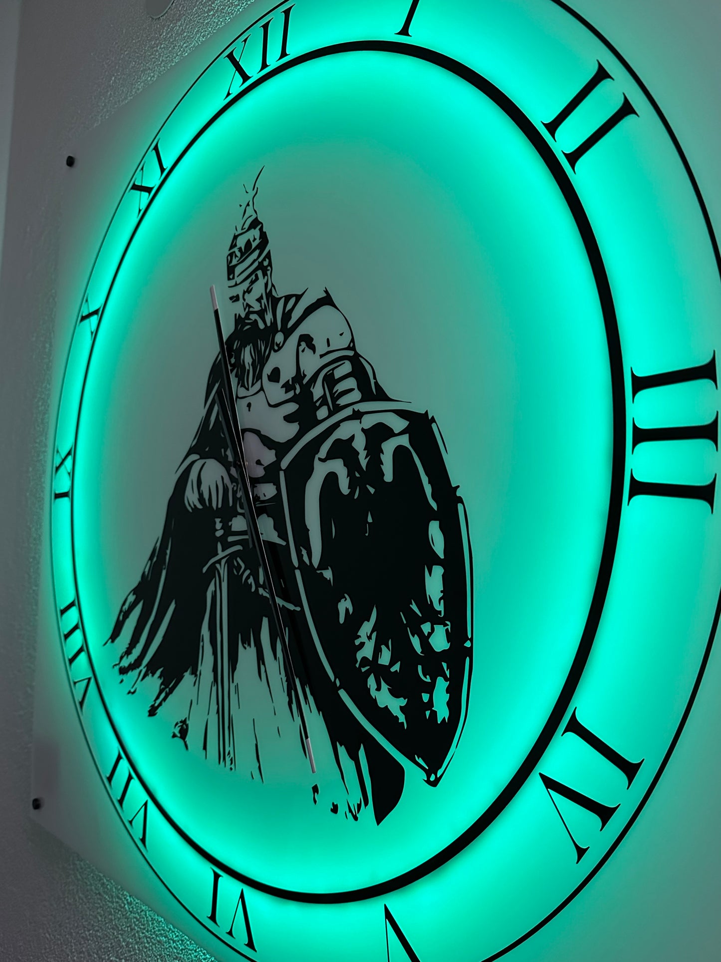 Wanduhr Skenderbeu